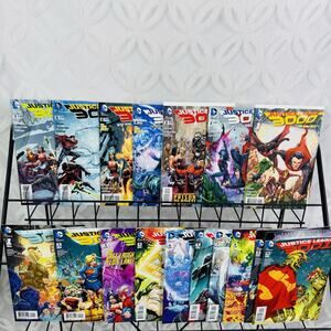 Justice League 3000 1-7 & JL 3001 1-10‎ Lot Keith Giffen